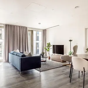  Apartment Urban Rest Stratford